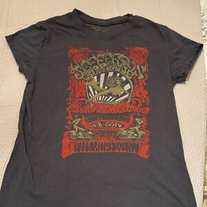 NWOT Women’s Graphic Tee with Bold Design